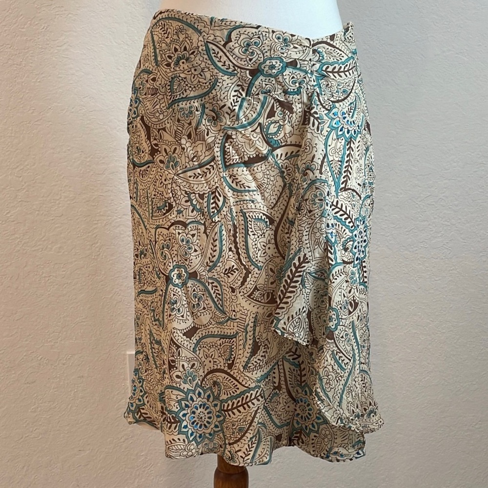 Ann Taylor LOFT Beige Silk Paisley Print Skirt Size 4
